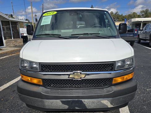 Used 2019 Chevrolet Express 3500 LT w/ LT Preferred Equipment Group image 9
