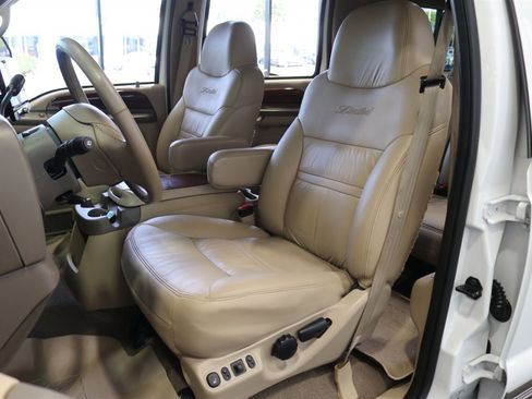 Used 2000 Ford Excursion Limited AWD/4WD image 16