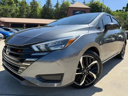 Used 2025 Nissan Versa SR w/ Trunk Package
