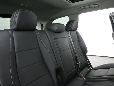 New 2026 Mercedes-Benz GLS 450 4MATIC image 21
