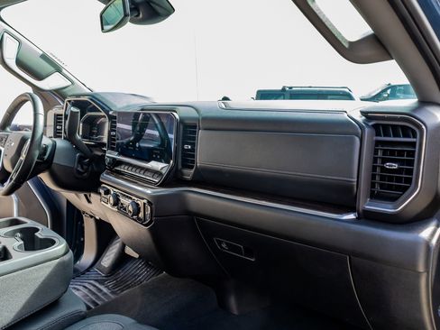 Used 2025 Chevrolet Silverado 2500 LT w/ Trail Boss Package image 17