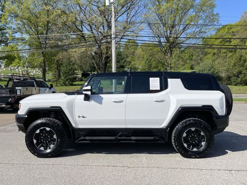 Certified 2024 GMC Hummer EV 3X w/ Extreme Off-Road Package AWD/4WD image 6