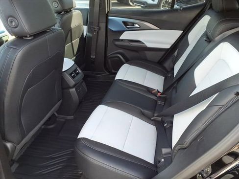 New 2026 Chevrolet Equinox EV LT image 9