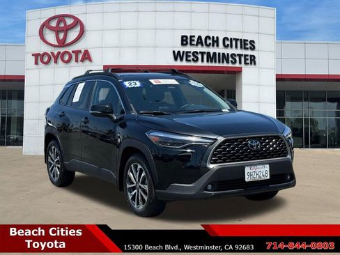 Certified 2023 Toyota Corolla Cross XLE w/ Convenience Package FWD image 1