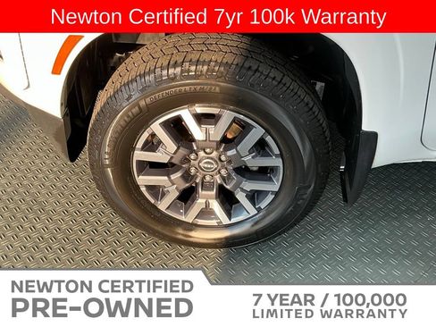 Used 2023 Nissan Frontier SV w/ Technology Package AWD/4WD image 42