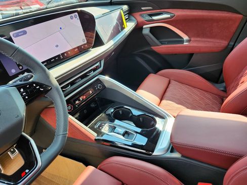 New 2026 Audi SQ5 Prestige AWD/4WD image 12