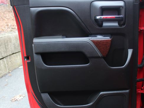 Used 2016 GMC Sierra 1500 SLE w/ SLE Value Package image 13