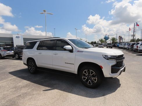 Used 2021 Chevrolet Suburban Z71 AWD/4WD image 7
