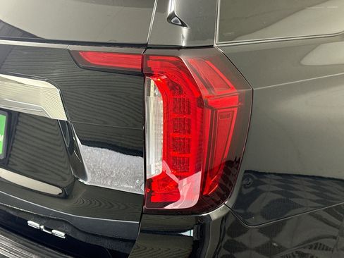 Used 2021 GMC Yukon SLE AWD/4WD image 34