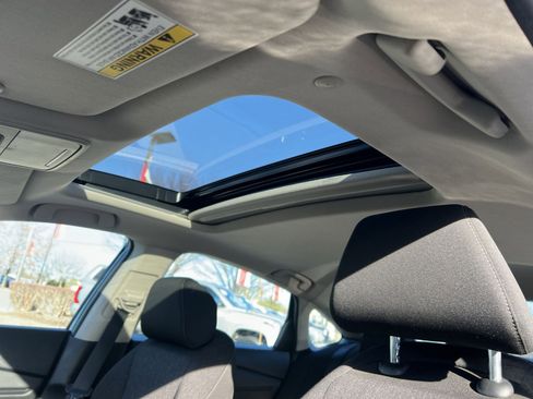 Used 2023 Honda Accord EX image 23