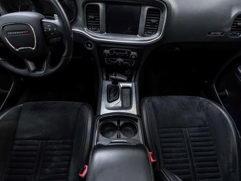 Used 2017 Dodge Charger R/T image 65