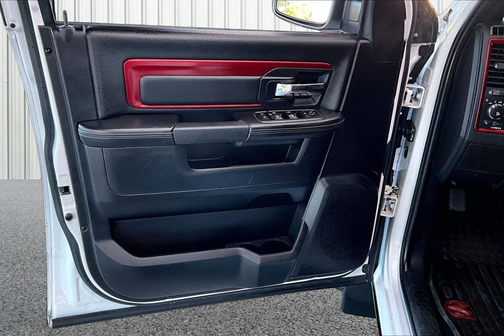 Used 2015 RAM 1500 Rebel AWD/4WD image 18