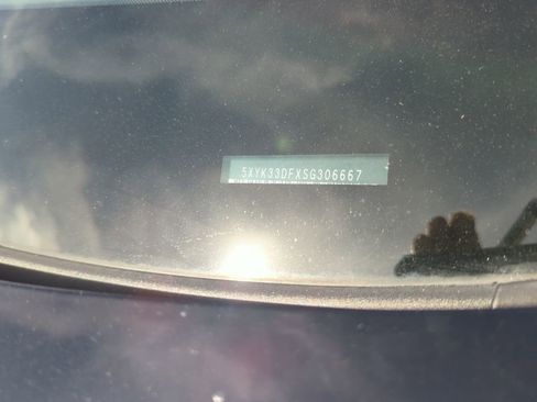 Certified 2025 Kia Sportage EX image 7