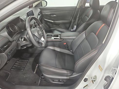 Certified 2025 Nissan Sentra SR w/ SR Premium Package FWD image 11