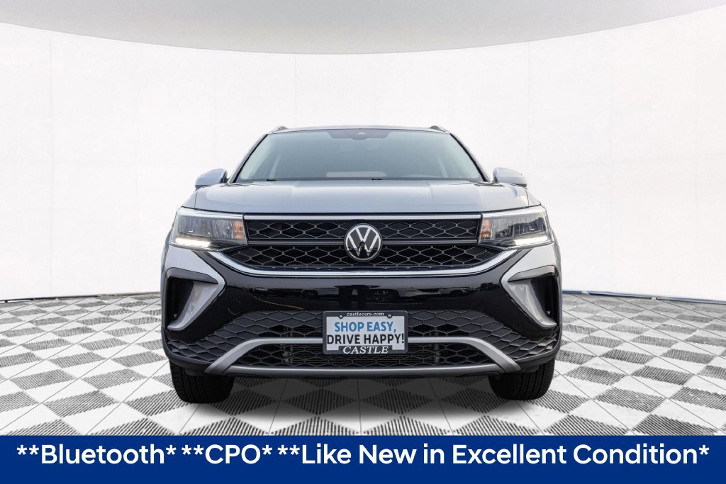 Certified 2023 Volkswagen Taos SE w/ Panoramic Sunroof Package AWD/4WD image 5