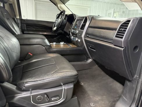 Used 2019 Ford Expedition Max Platinum image 37