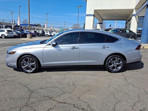 Used 2024 Honda Accord EX-L image 7