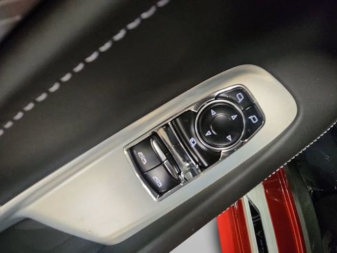 Certified 2021 Chevrolet Corvette Stingray image 24