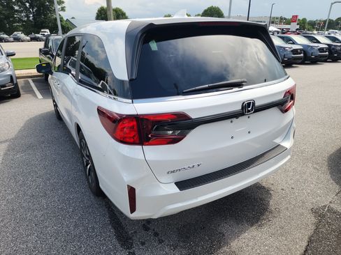 New 2026 Honda Odyssey EX-L image 3
