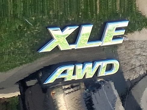 Used 2025 Toyota RAV4 XLE AWD/4WD image 24
