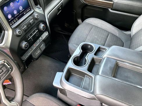 Used 2020 Chevrolet Silverado 1500 LT AWD/4WD image 19