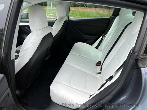 Used 2022 Tesla Model 3 Long Range AWD/4WD image 20