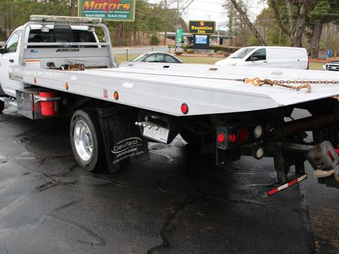 Used 2012 RAM 5500 SLT image 9