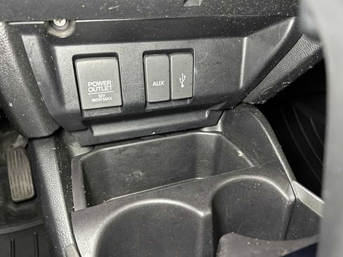 Used 2016 Honda Fit LX image 31