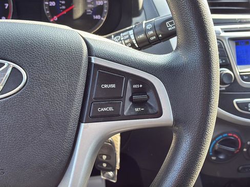 Used 2014 Hyundai Accent GS FWD image 23