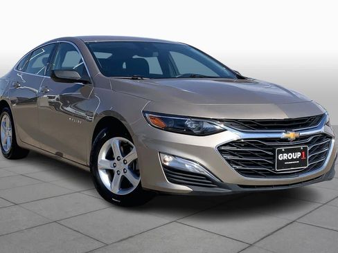 Used 2024 Chevrolet Malibu LS image 3