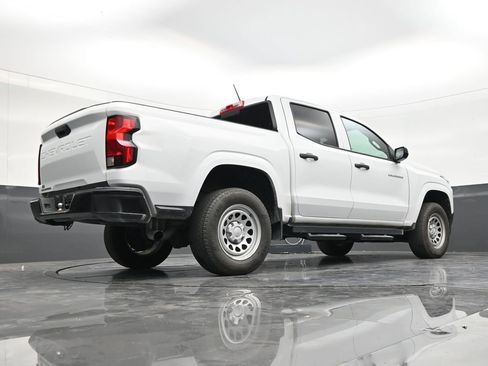Used 2024 Chevrolet Colorado W/T w/ WT Convenience Package RWD image 24