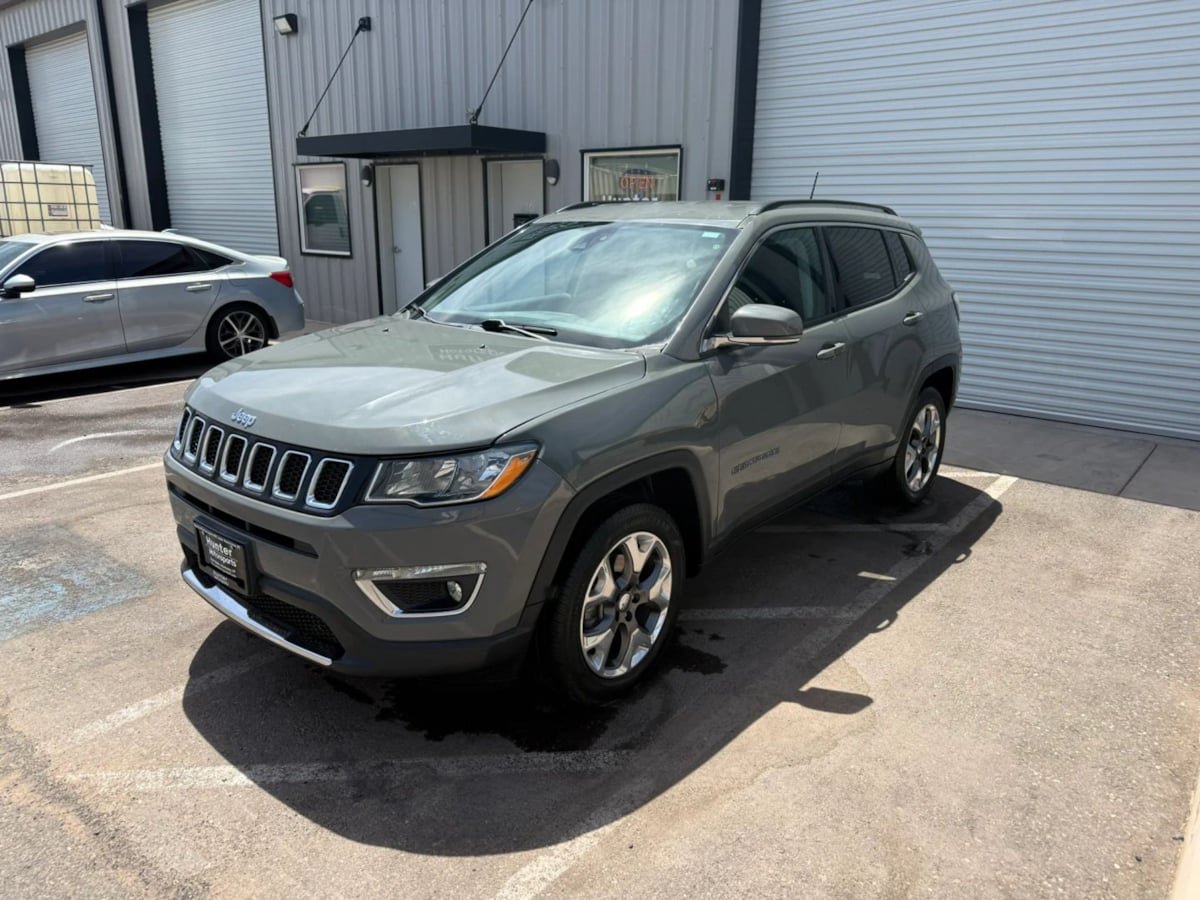Used 2021 Jeep Compass Limited AWD/4WD image 2