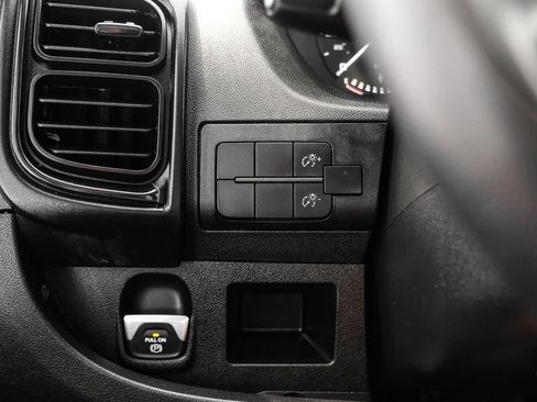 Used 2023 RAM ProMaster 2500 FWD image 25