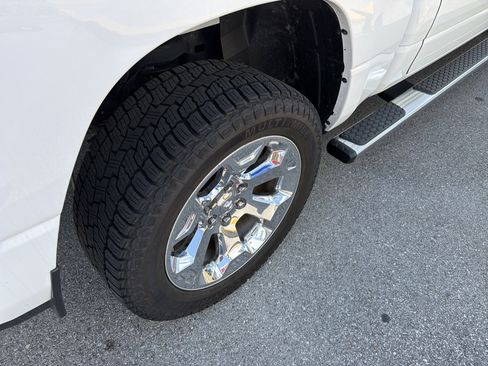 Used 2023 RAM 1500 Big Horn AWD/4WD image 24