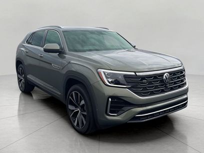 Used 2025 Volkswagen Atlas Cross Sport SEL Premium R-Line