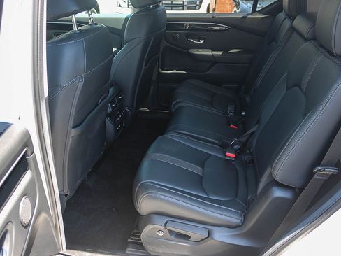 Used 2025 Honda Pilot EX-L image 19