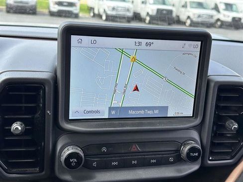 Used 2024 Ford Bronco Sport Outer Banks image 17