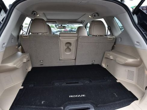 Used 2016 Nissan Rogue SL w/ SL Premium Package FWD image 28