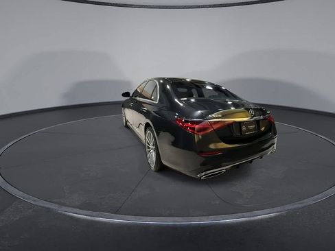 Used 2022 Mercedes-Benz S 500 4MATIC image 9