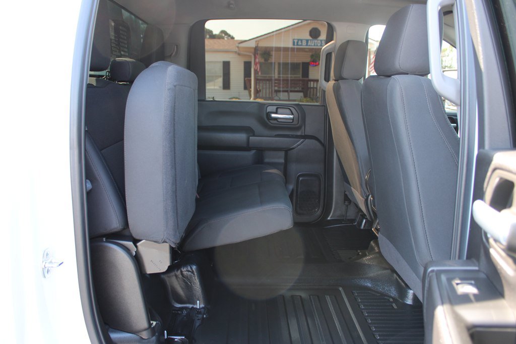 Used 2025 Chevrolet Silverado 3500 W/T AWD/4WD image 19