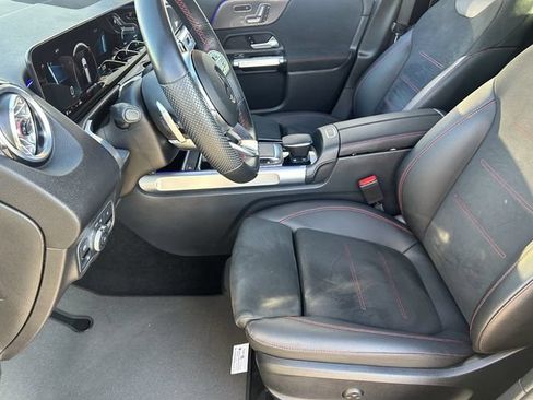 Used 2022 Mercedes-Benz GLB 35 AMG 4MATIC image 20