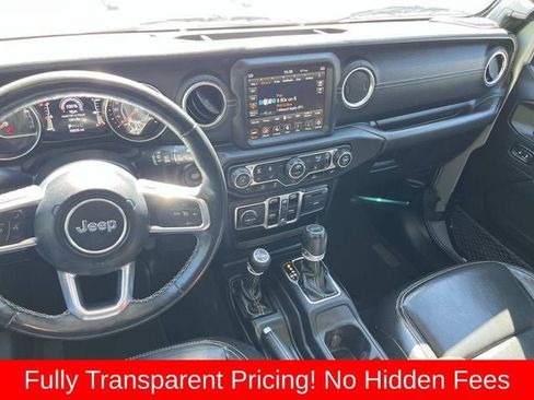 Used 2022 Jeep Wrangler Unlimited Sahara w/ LED Lighting Group AWD/4WD image 13