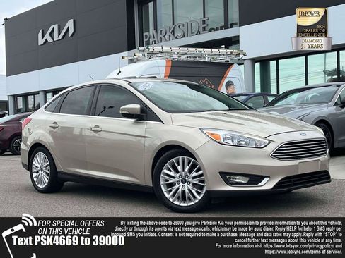 Used 2017 Ford Focus Titanium FWD image 1