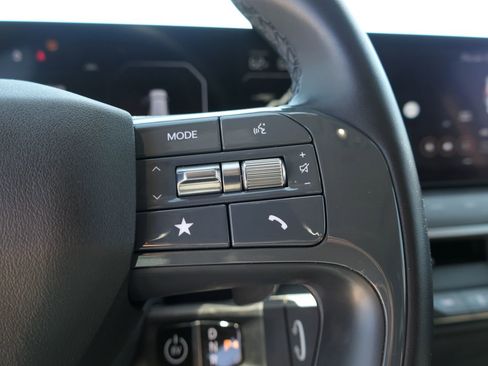 Certified 2024 Kia EV9 Wind image 17