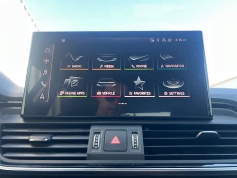 Used 2023 Audi Q5 2.0T Premium Plus w/ Premium Plus Package AWD/4WD image 30