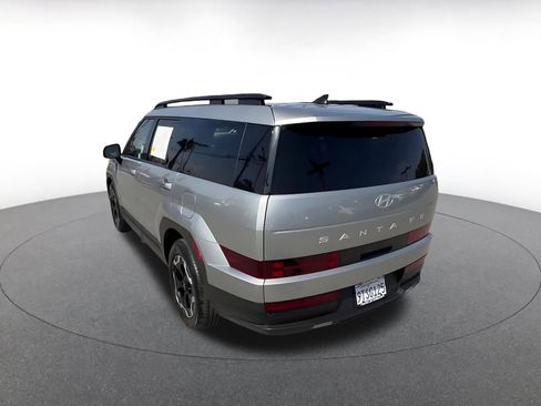 Used 2025 Hyundai Santa Fe SEL image 11