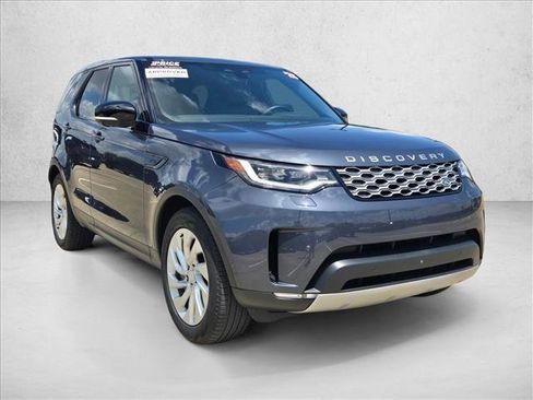 Certified 2025 Land Rover Discovery S AWD/4WD image 3