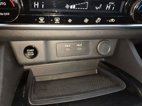 Used 2025 Nissan Rogue SV image 20