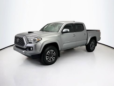 Used 2020 Toyota Tacoma TRD Sport w/ Technology Package AWD/4WD image 1