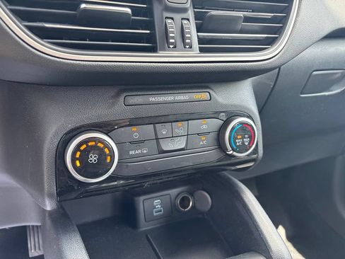 Used 2021 Ford Escape S AWD/4WD image 15